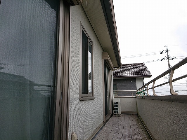 屋根のないベランダ